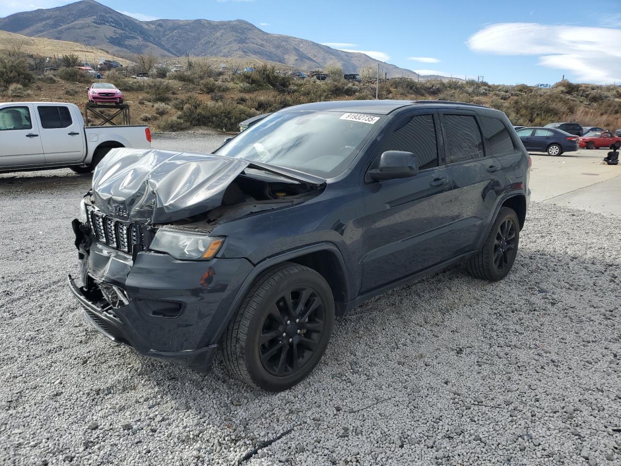 JEEP GRAND CHEROKEE LAREDO