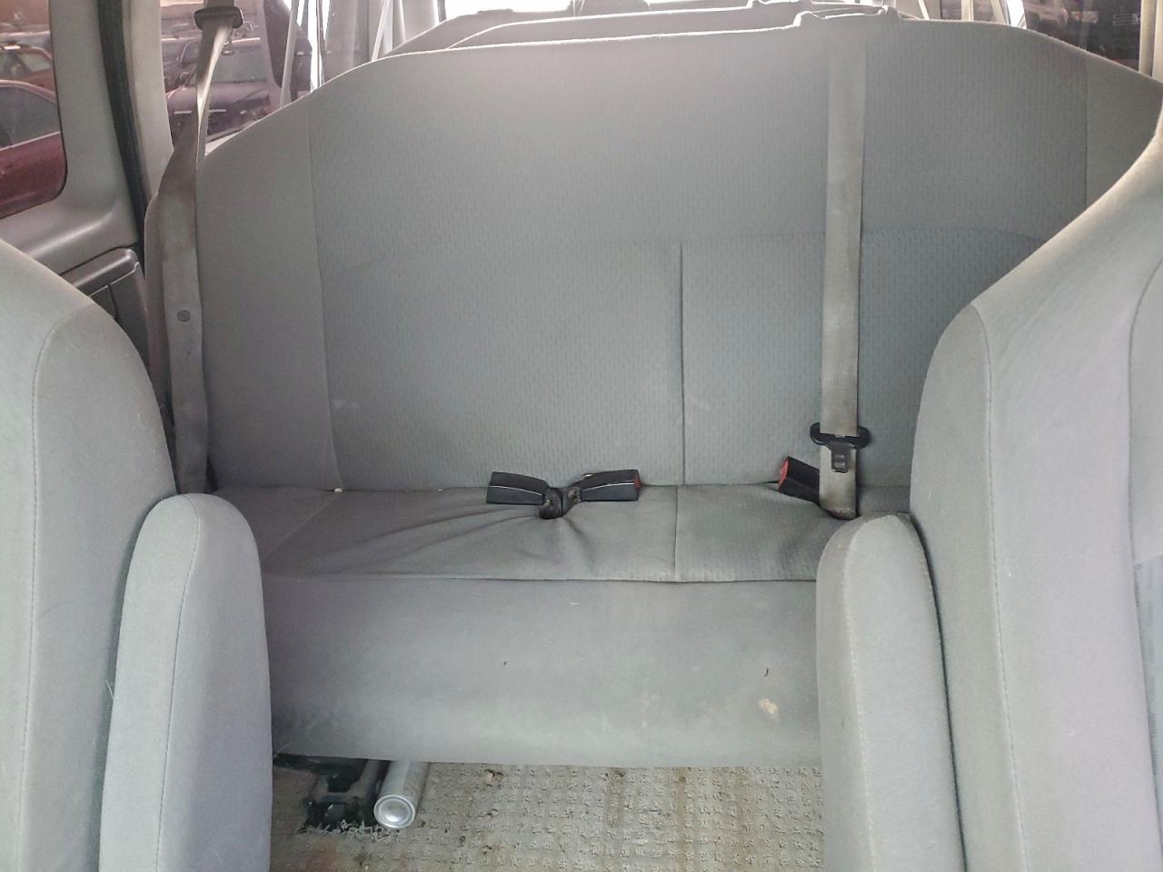 FORD ECONOLINE E350 SUPER DUTY WAGON