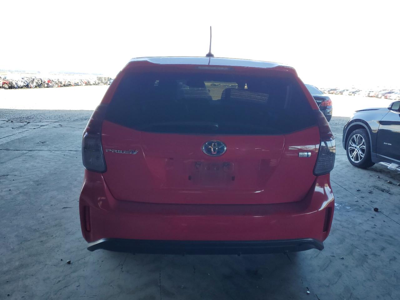 TOYOTA PRIUS V