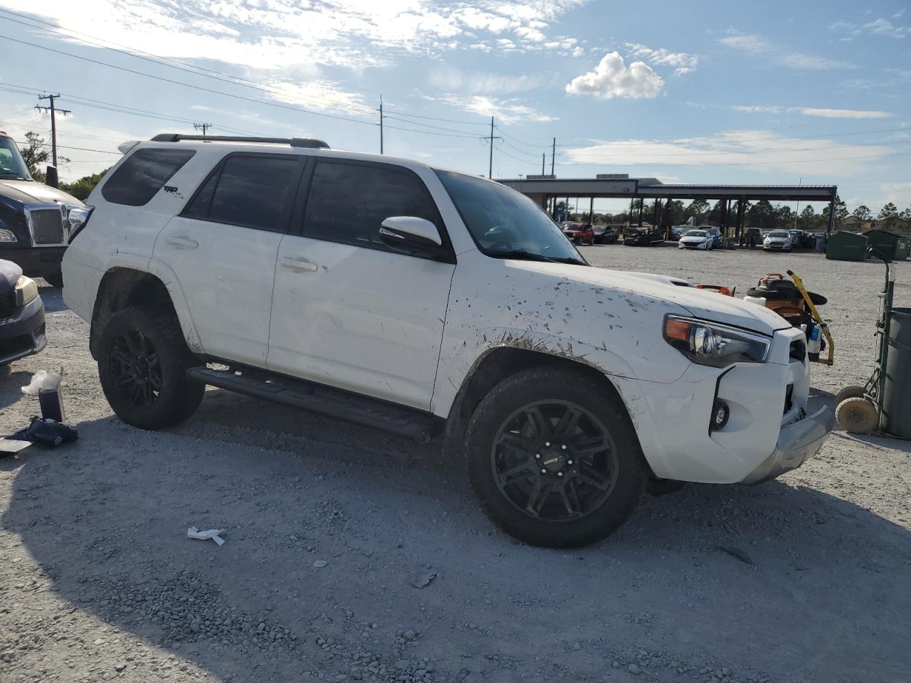 TOYOTA 4RUNNER SE