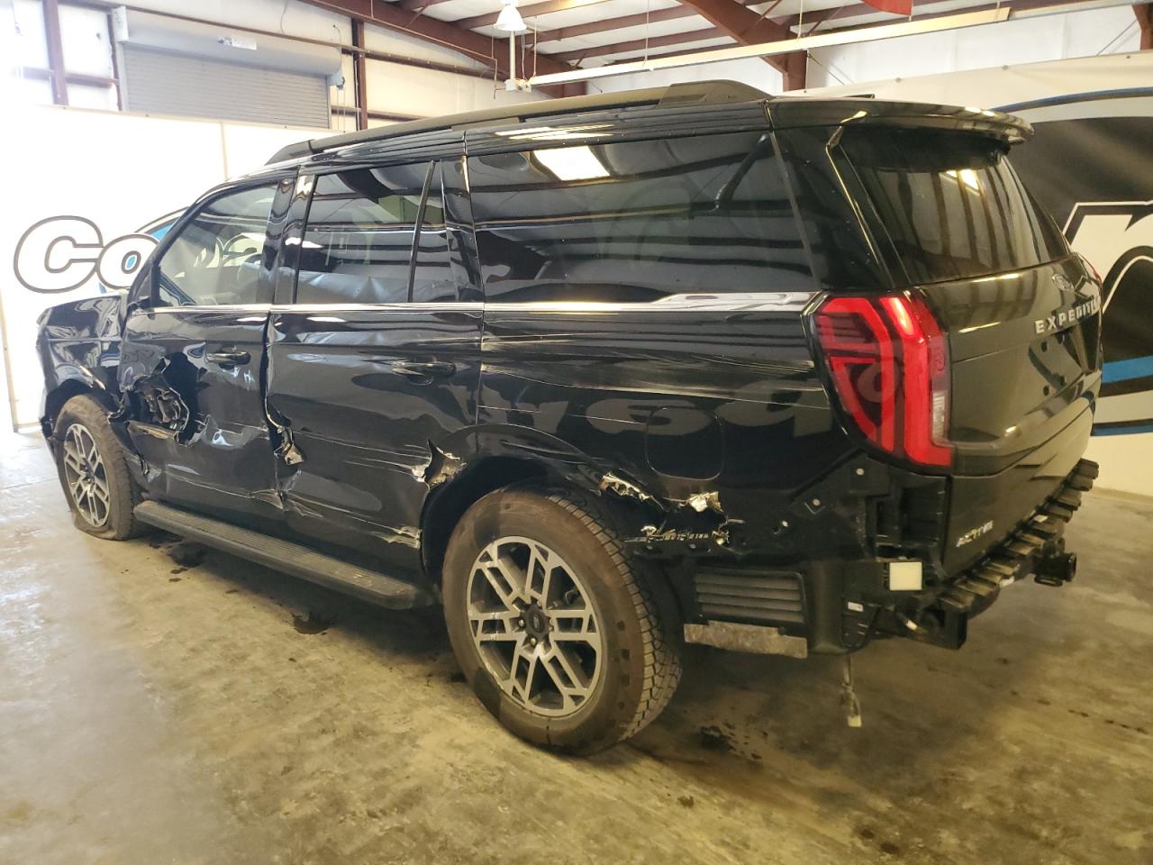 FORD EXPEDITION ACTIVE