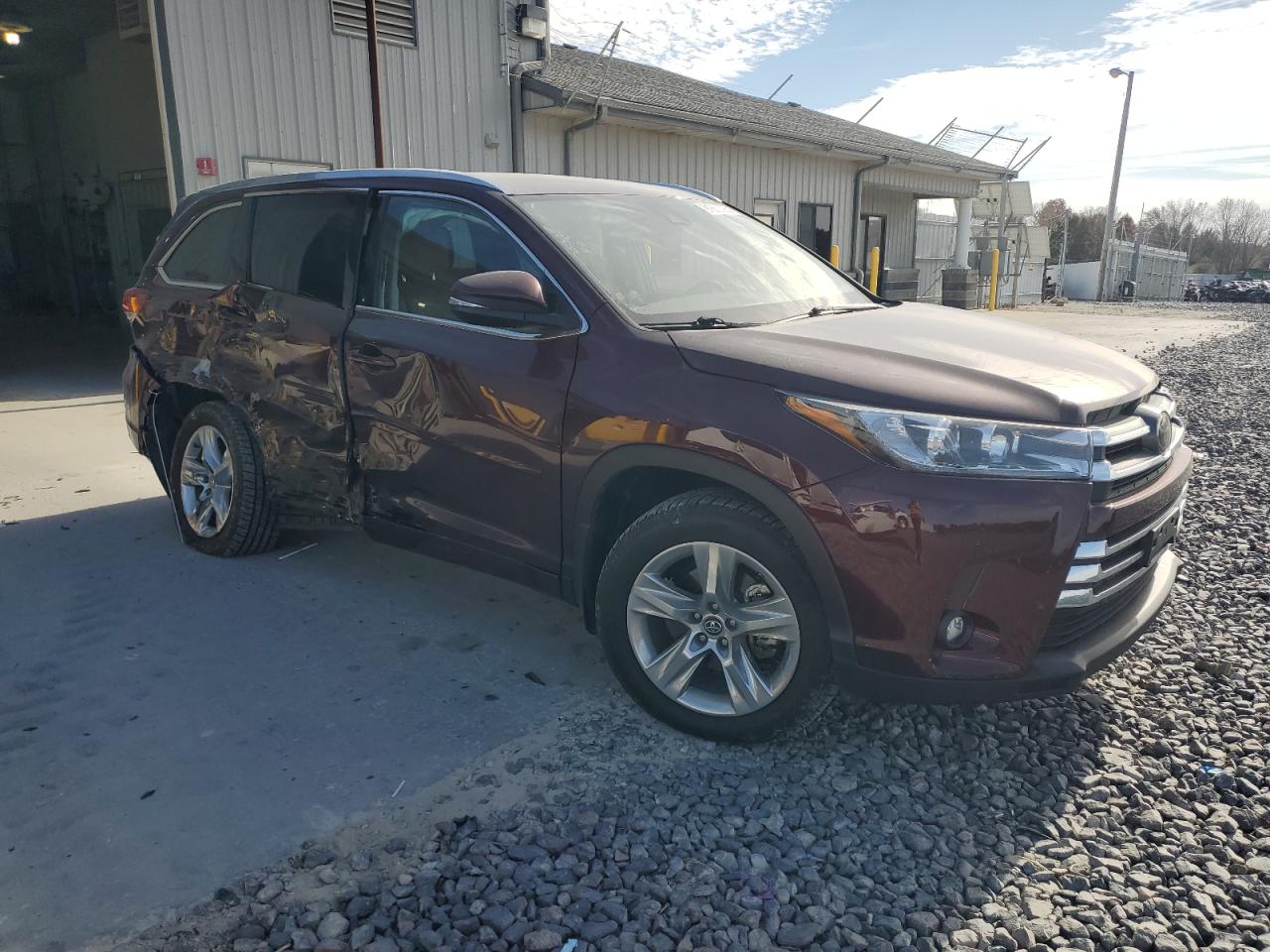 TOYOTA HIGHLANDER LIMITED
