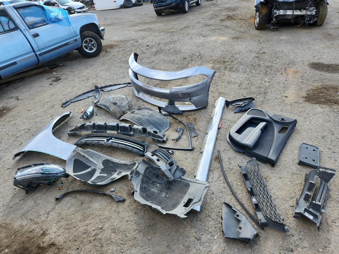 Lot #3316100254 2017 DODGE CHARGER SE