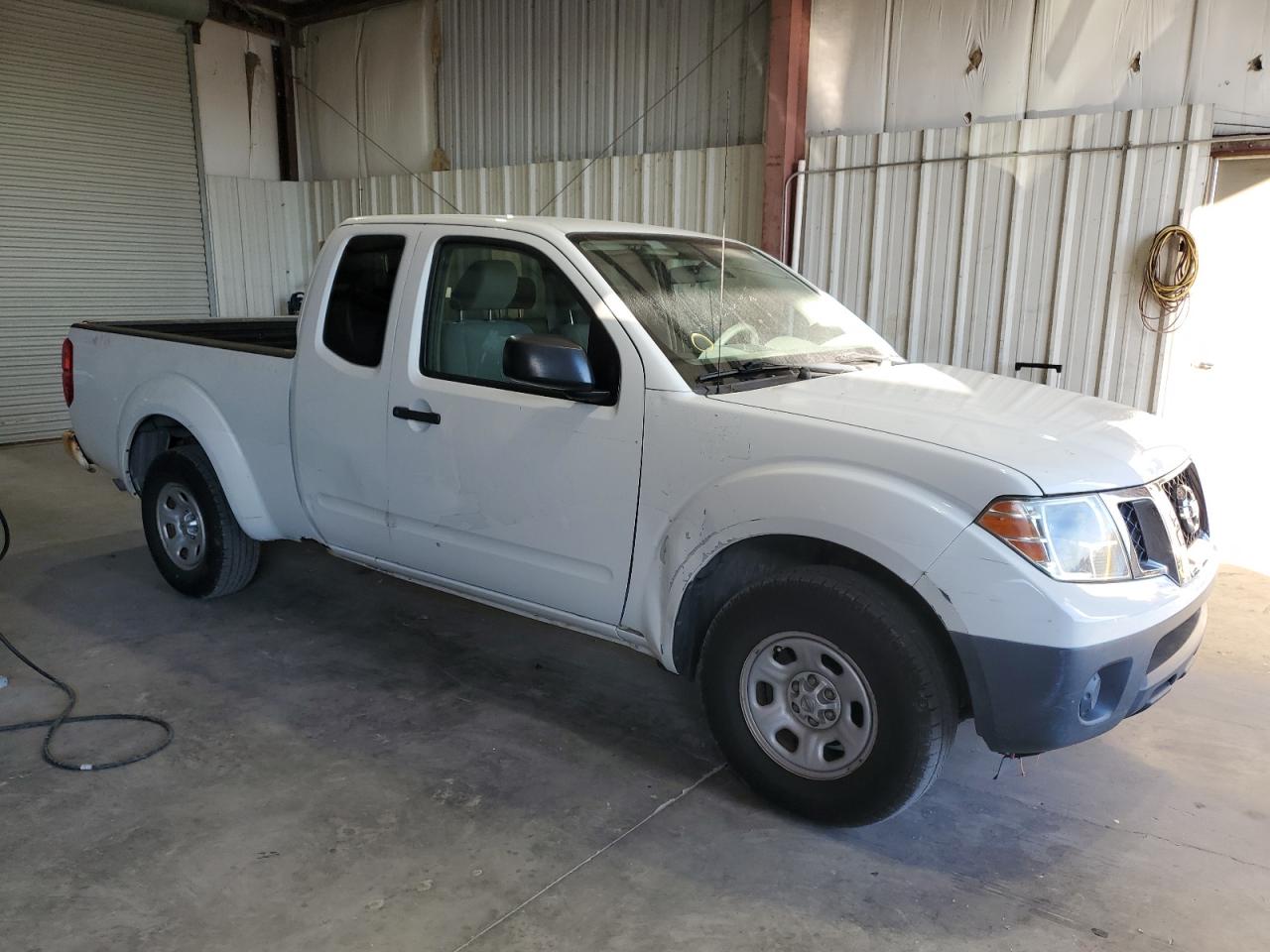 NISSAN FRONTIER S