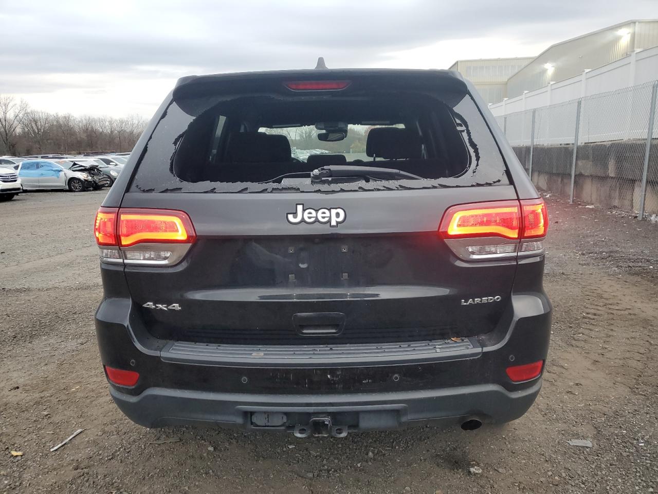 JEEP GRAND CHEROKEE LAREDO