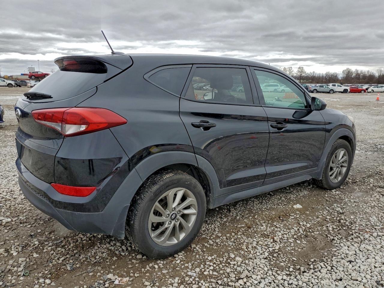 HYUNDAI TUCSON SE