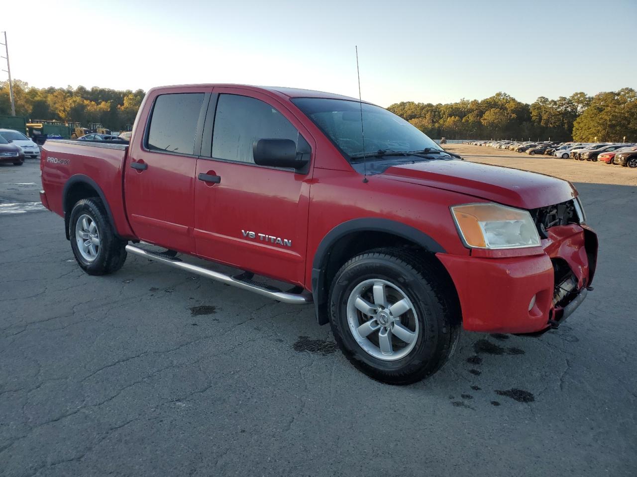 NISSAN TITAN S