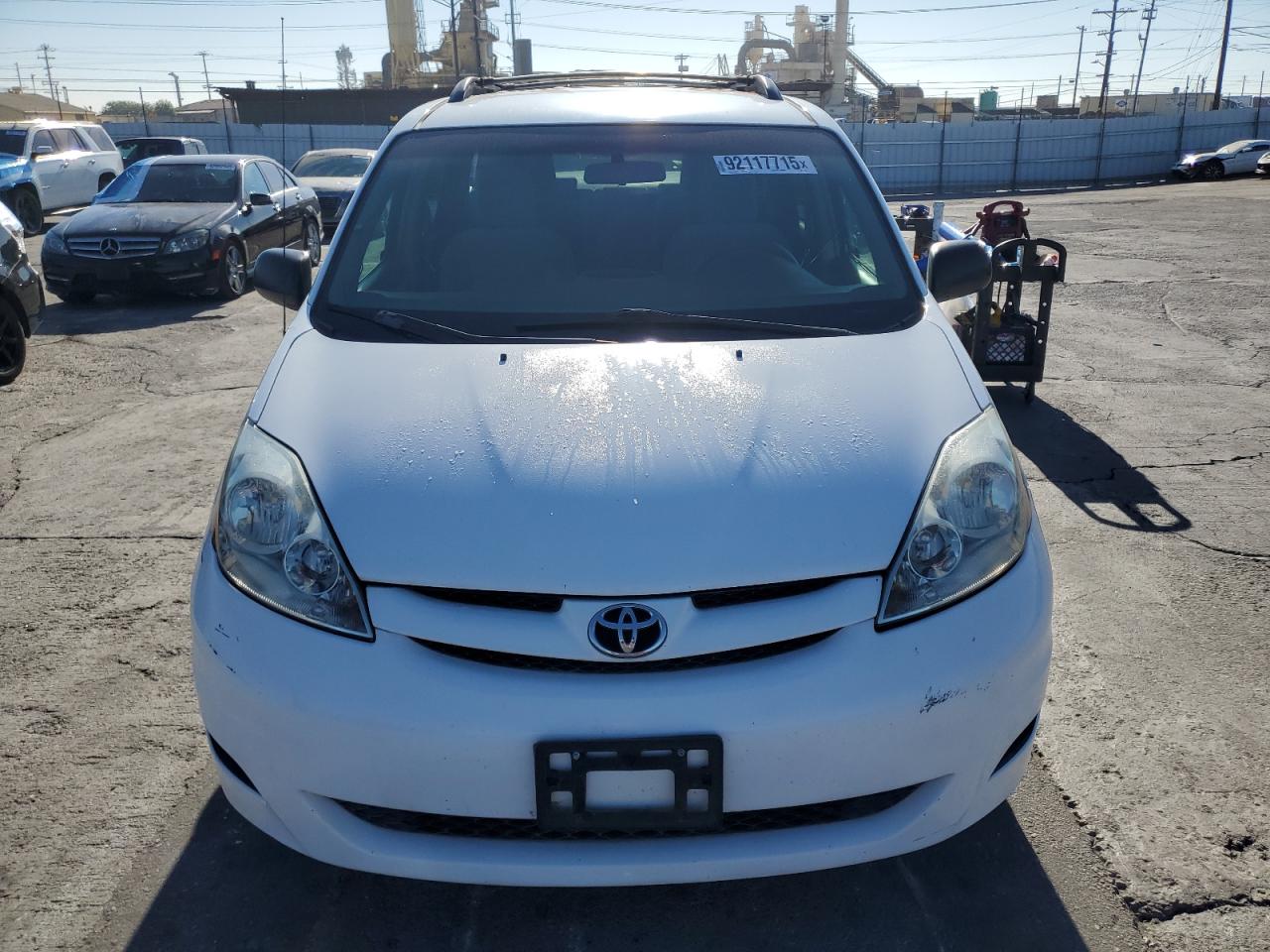 Lot #3282599897 2010 TOYOTA SIENNA CE