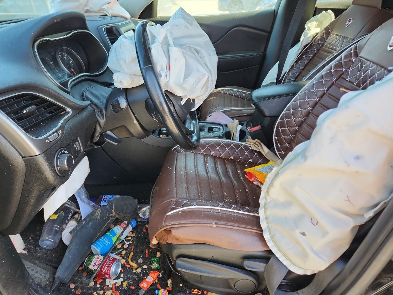 JEEP GRAND CHEROKEE LATITUDE