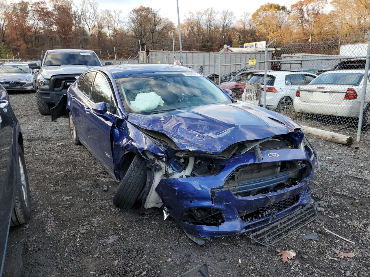 Lot #3301856999 2014 FORD FUSION SE