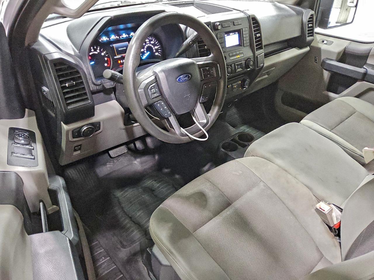 FORD F-150 SUPER CAB