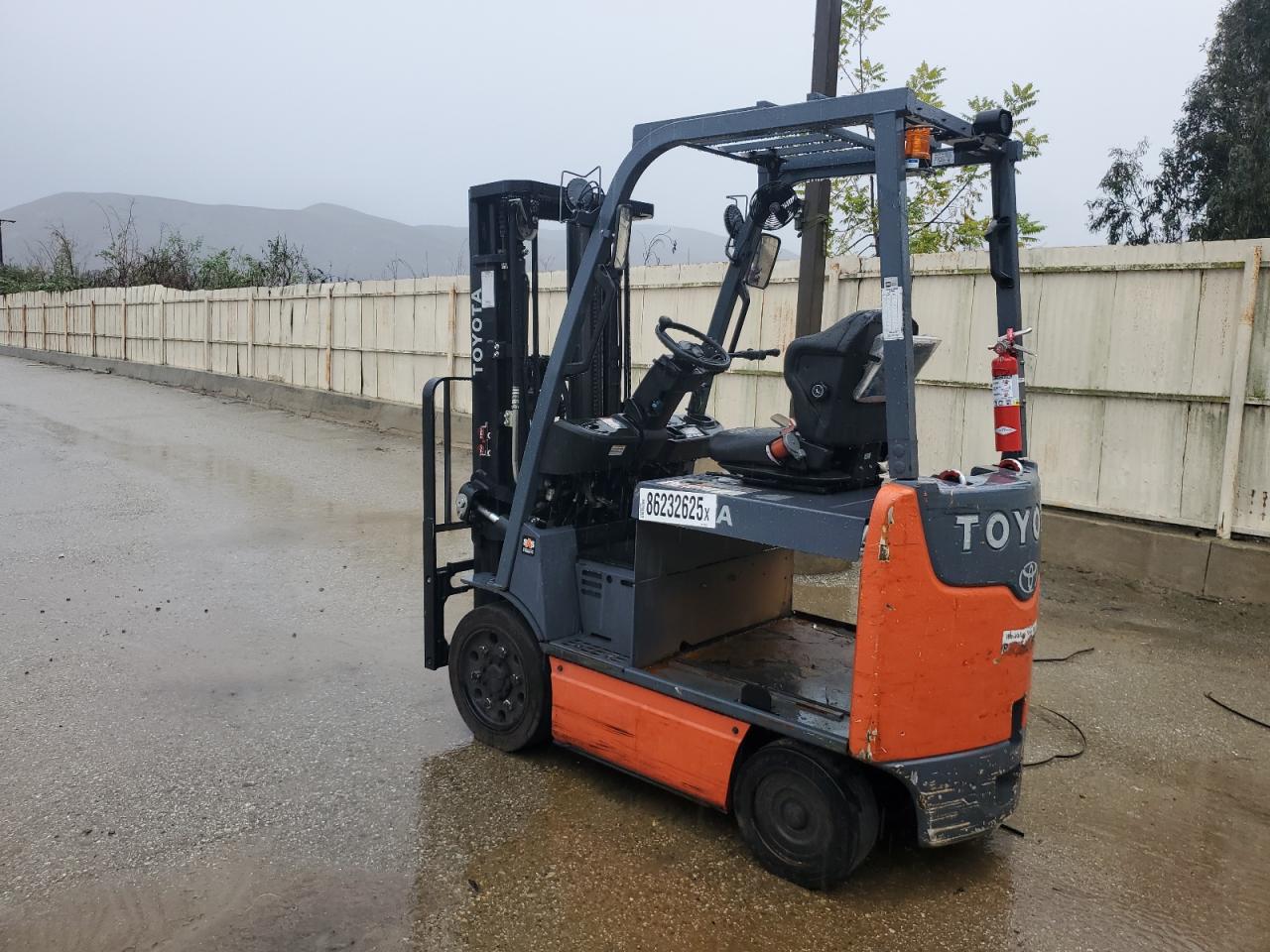 Lot #3291504925 2014 TOYOTA FORK LIFT