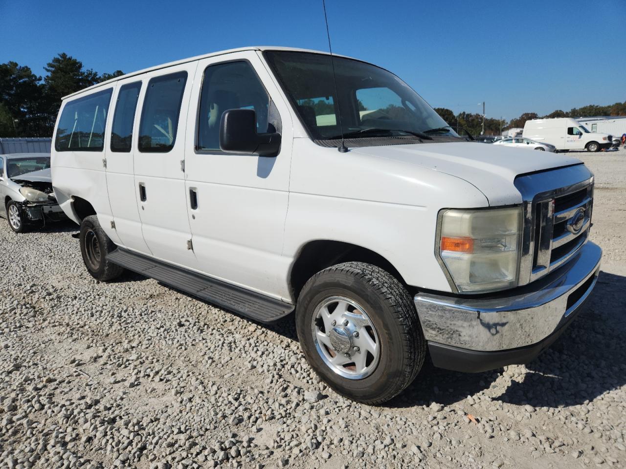 FORD ECONOLINE E350 SUPER DUTY WAGON