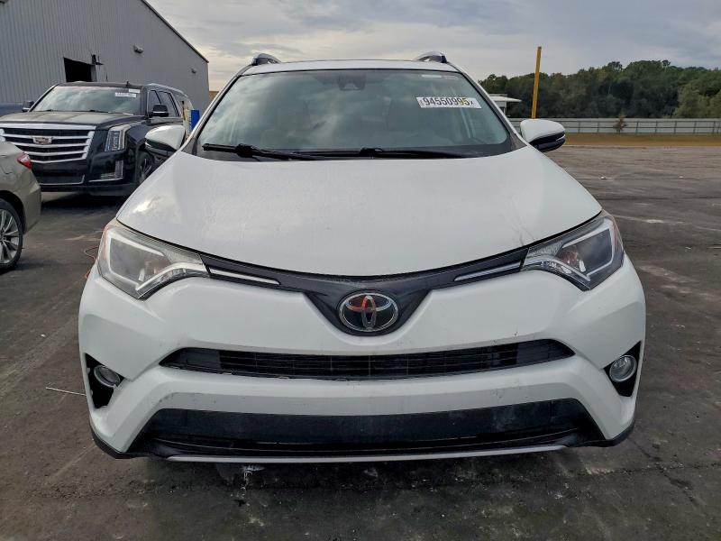 2017 TOYOTA RAV4 XLE #3301835381