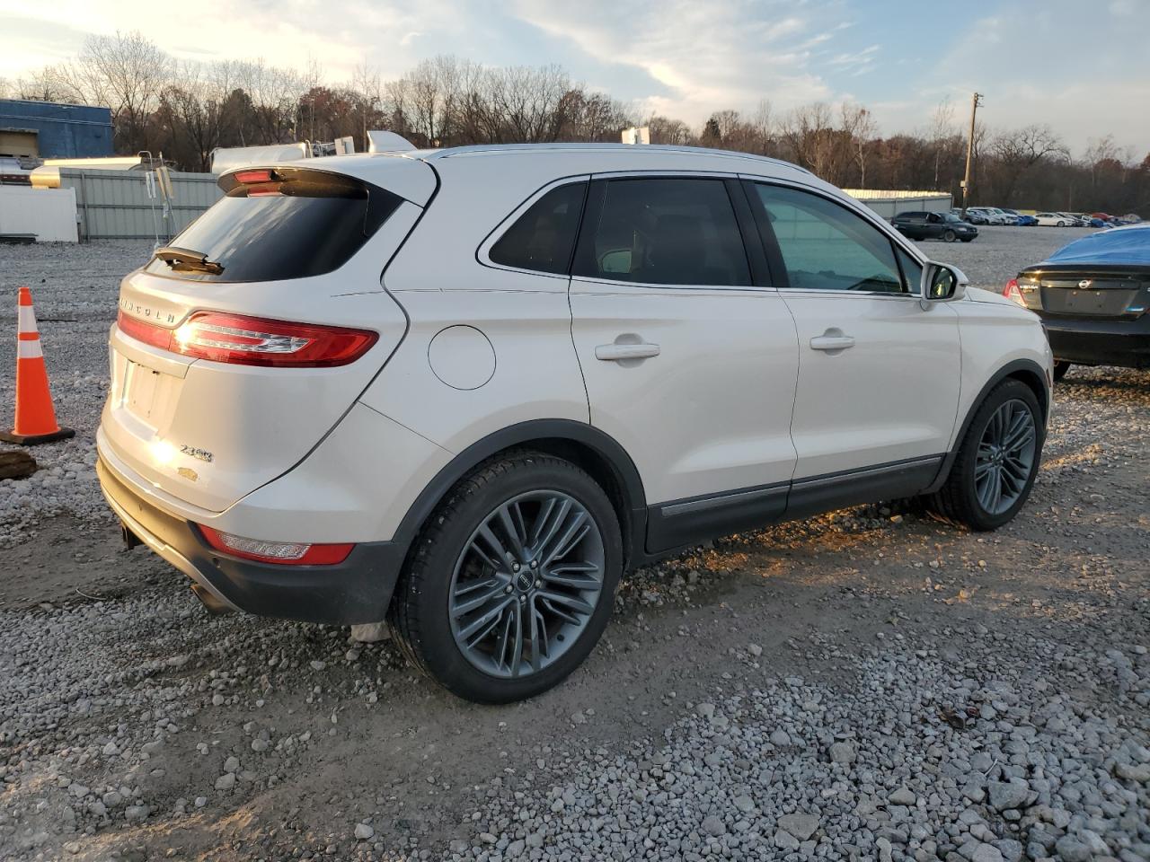 Lot #3302770384 2015 LINCOLN MKC