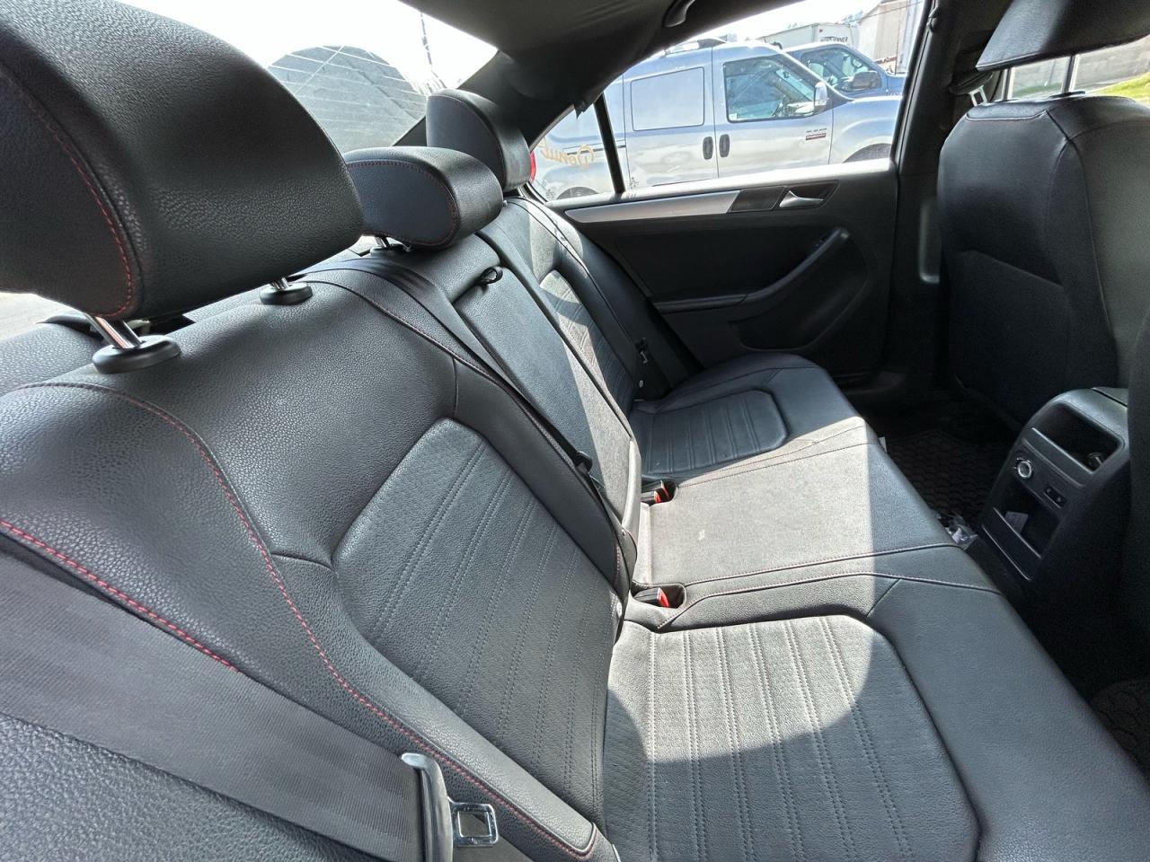 VOLKSWAGEN JETTA GLI