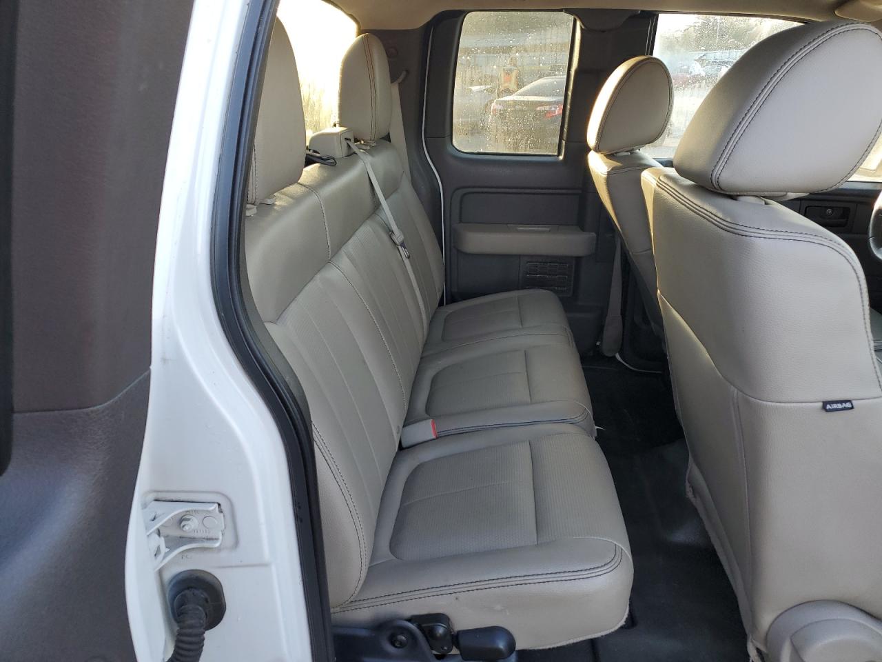 FORD F-150 SUPER CAB