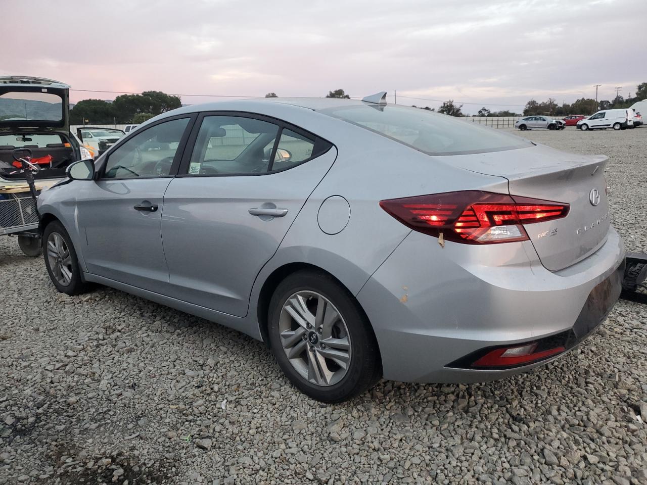 HYUNDAI ELANTRA SEL