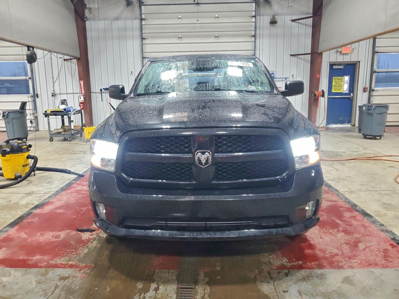 RAM 1500 ST