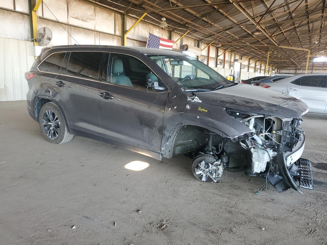 TOYOTA HIGHLANDER XLE