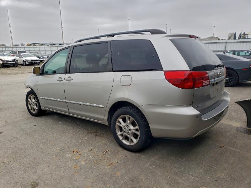2004 TOYOTA SIENNA XLE #3304499565