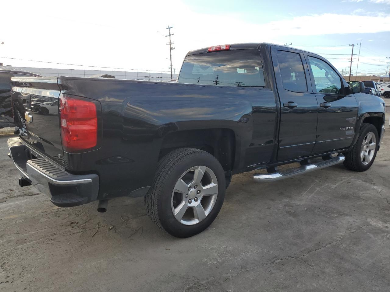 CHEVROLET SILVERADO C1500 LT