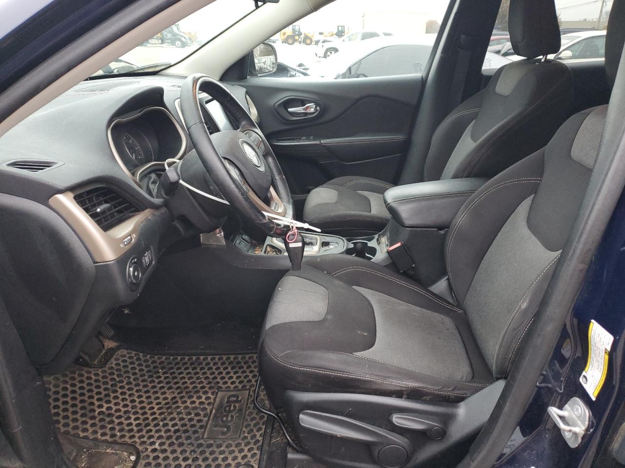 JEEP GRAND CHEROKEE LATITUDE