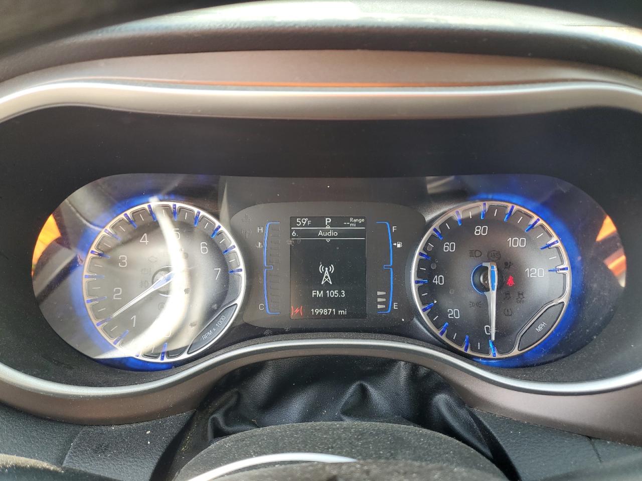 CHRYSLER VOYAGER LXI