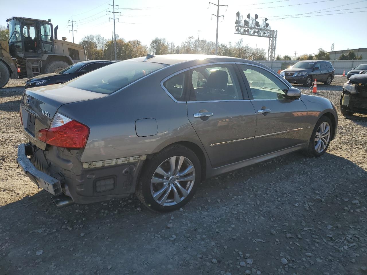 INFINITI M35 BASE