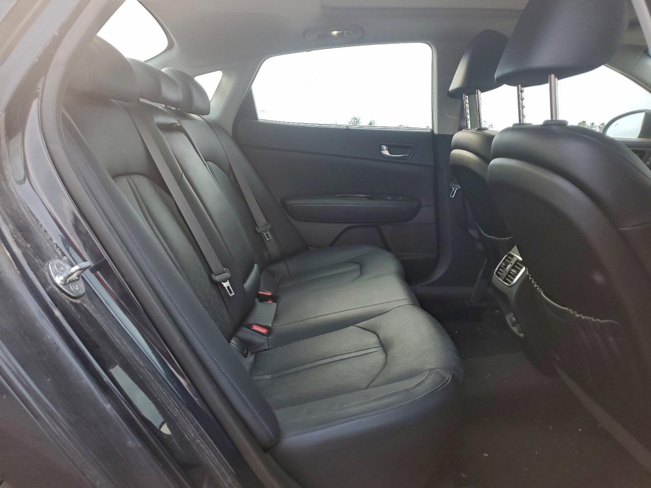 KIA OPTIMA PLUG-IN HYBRID