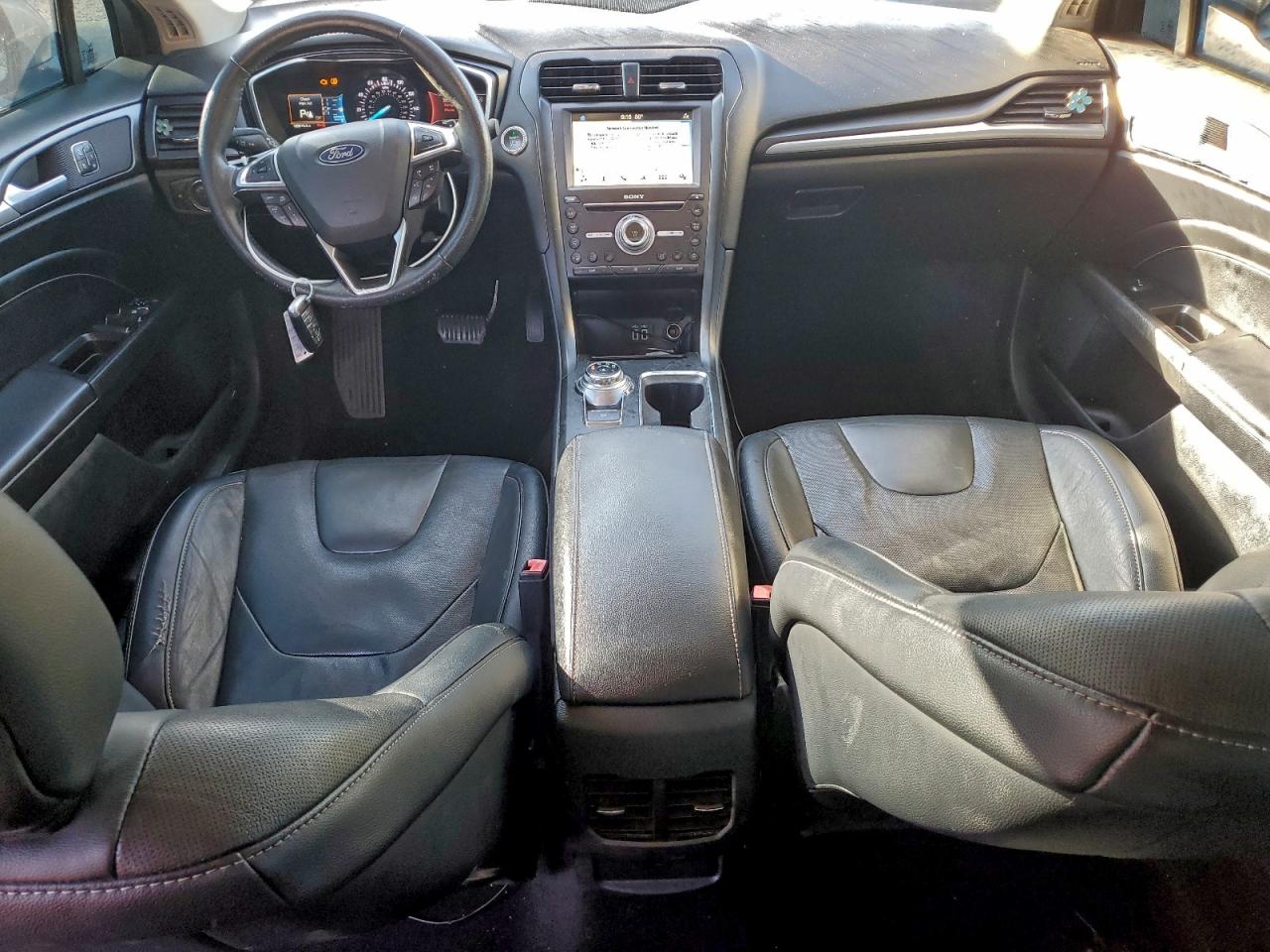 FORD FUSION TITANIUM