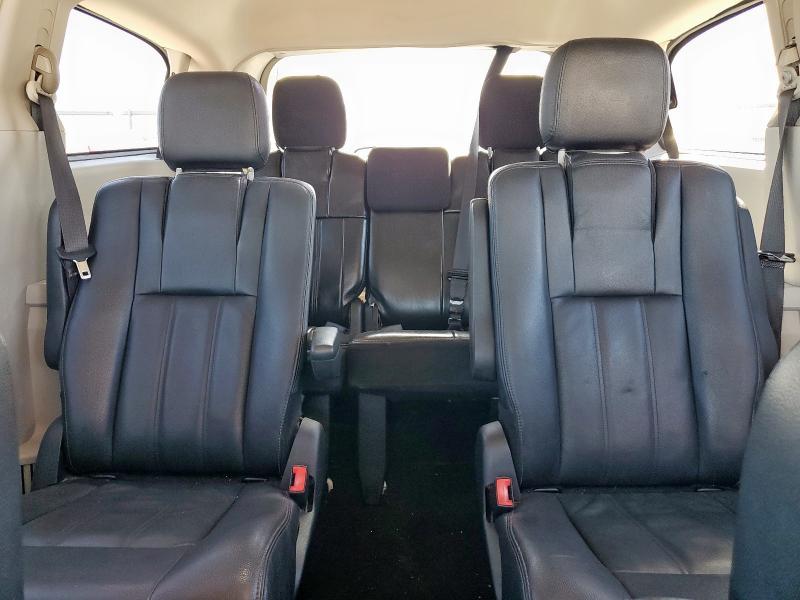 2016 CHRYSLER TOWN & COU #3290422790