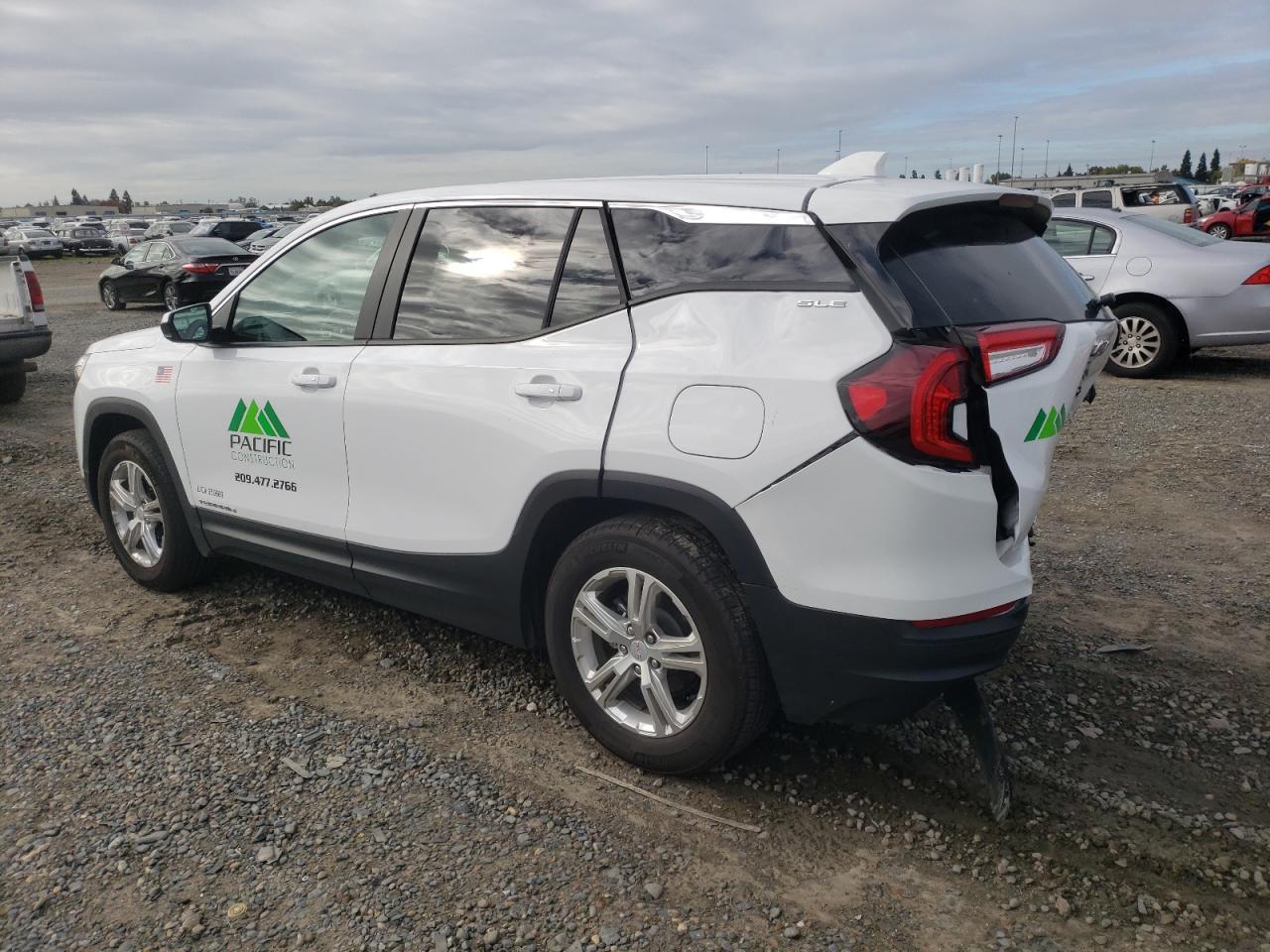 Lot #3304021600 2024 GMC TERRAIN SL