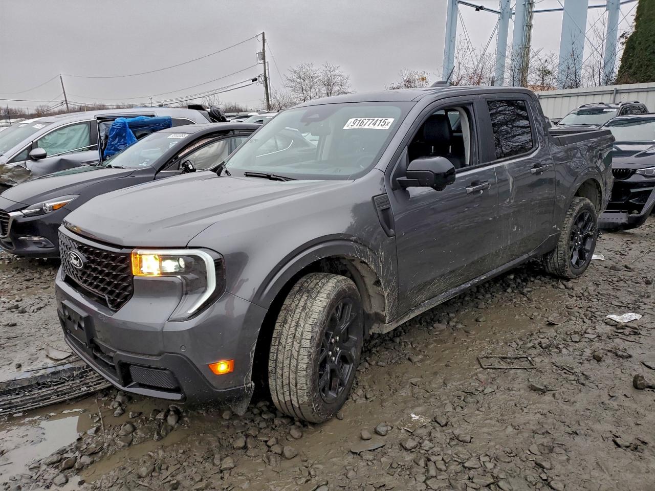 FORD MAVERICK LARIAT