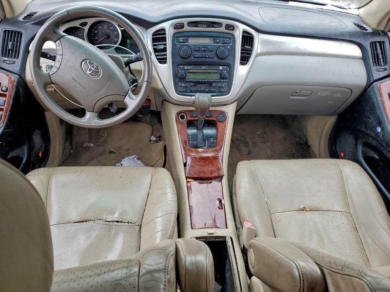 2005 TOYOTA HIGHLANDER #3296883875