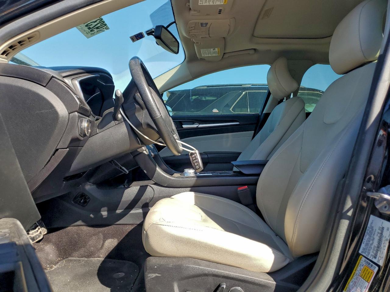 FORD FUSION TITANIUM HEV