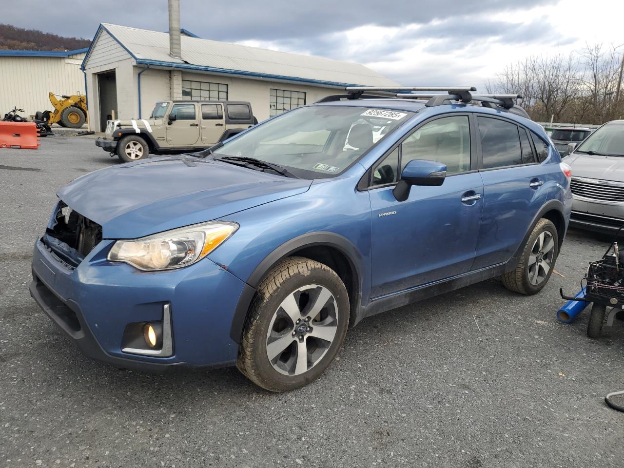 Lot #3301933444 2016 SUBARU CROSSTREK