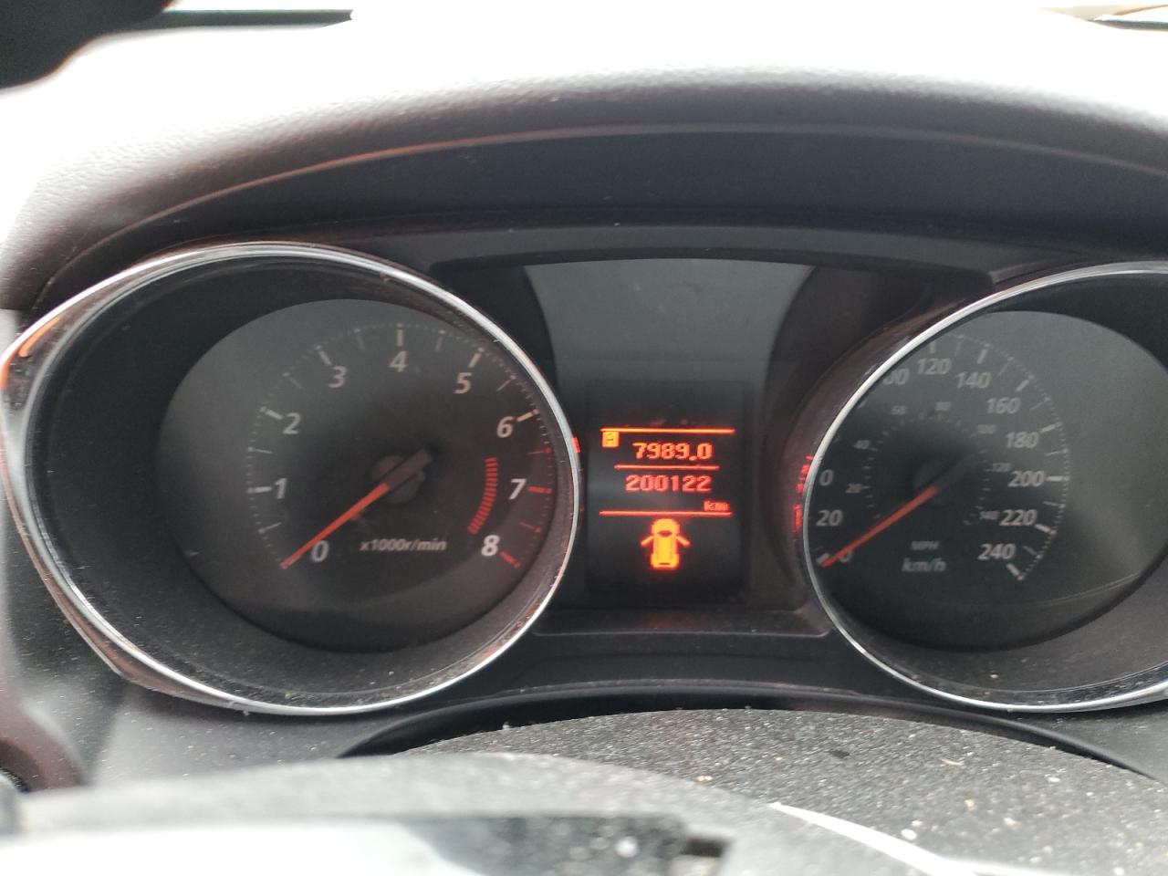 MITSUBISHI OUTLANDER SE