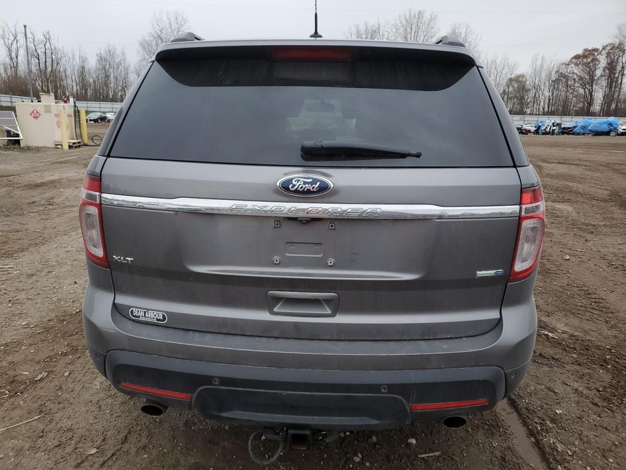 FORD EXPLORER XLT