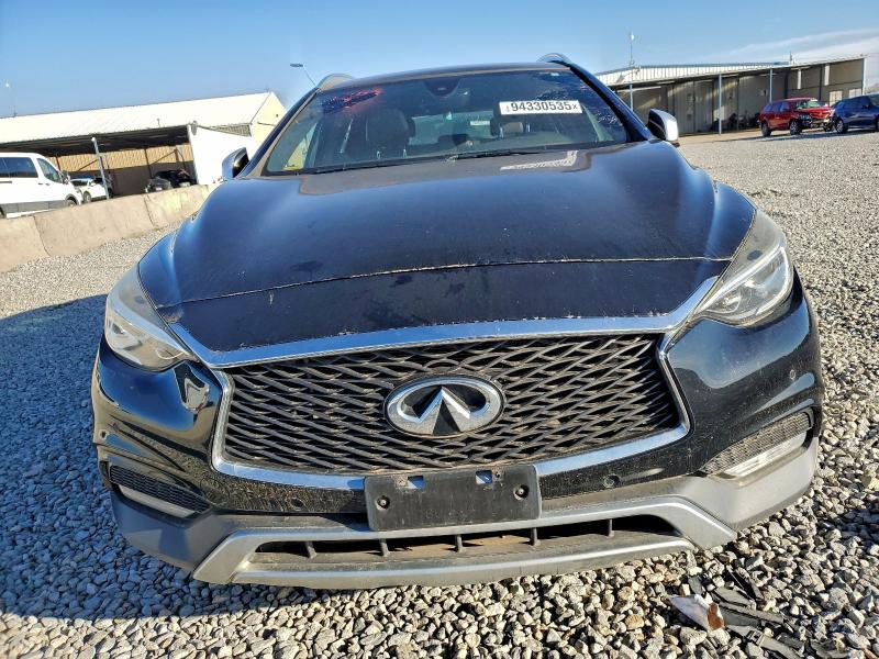 2017 INFINITI QX30 BASE #3297909776