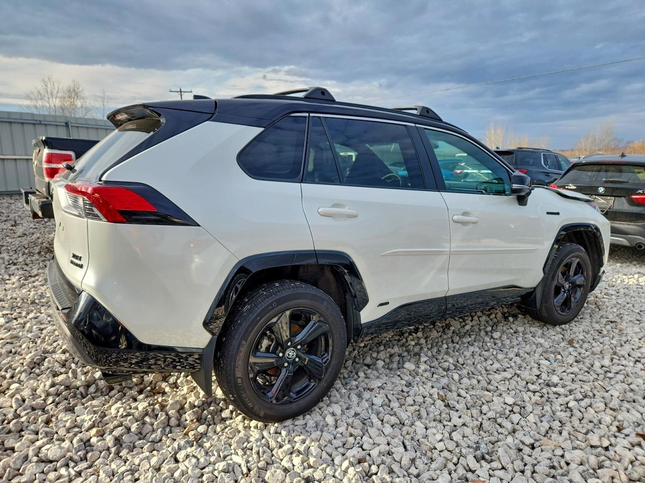 TOYOTA RAV4 XSE