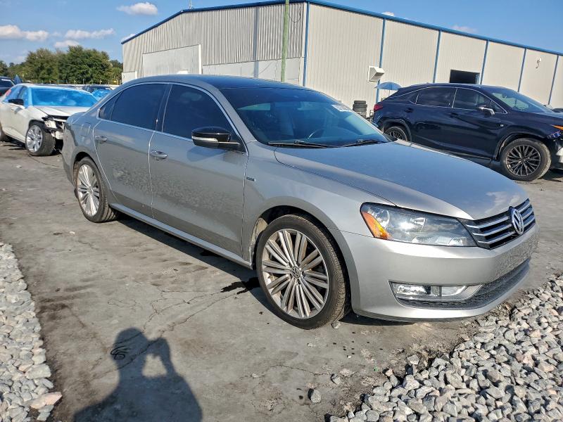 2014 VOLKSWAGEN PASSAT SE #3308467288