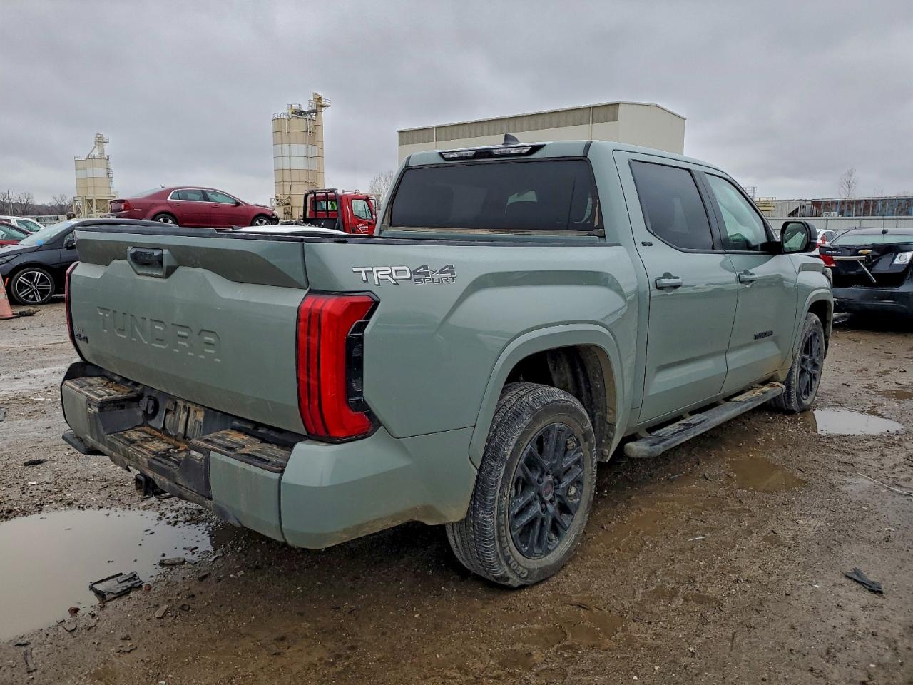 TOYOTA TUNDRA CREWMAX SR