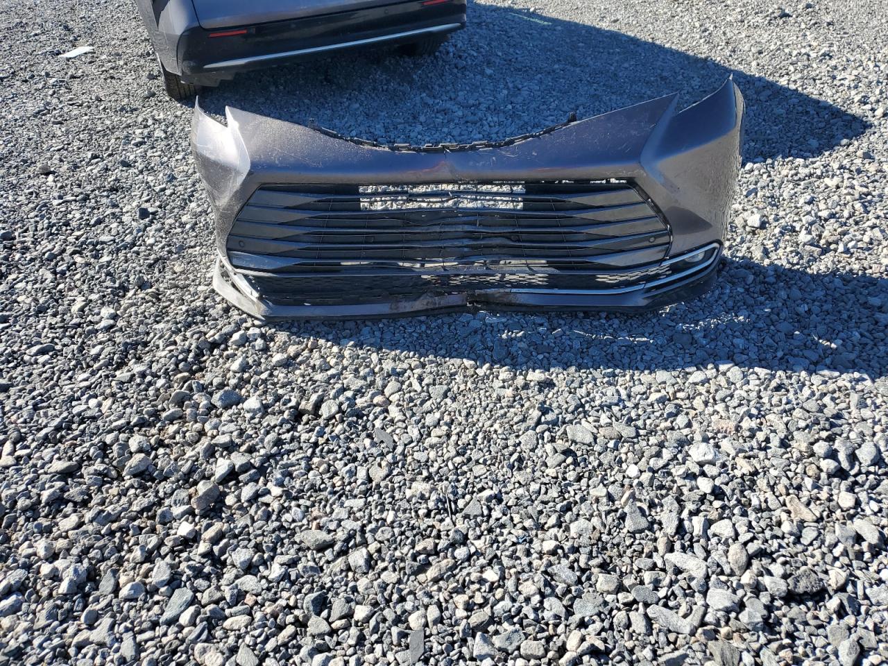 TOYOTA SIENNA LIMITED