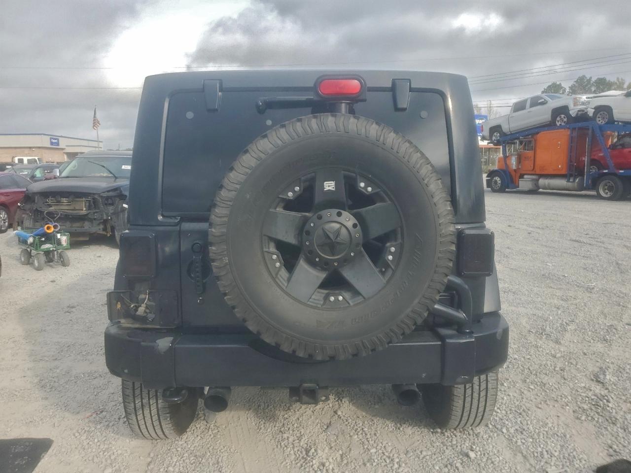 JEEP WRANGLER SAHARA