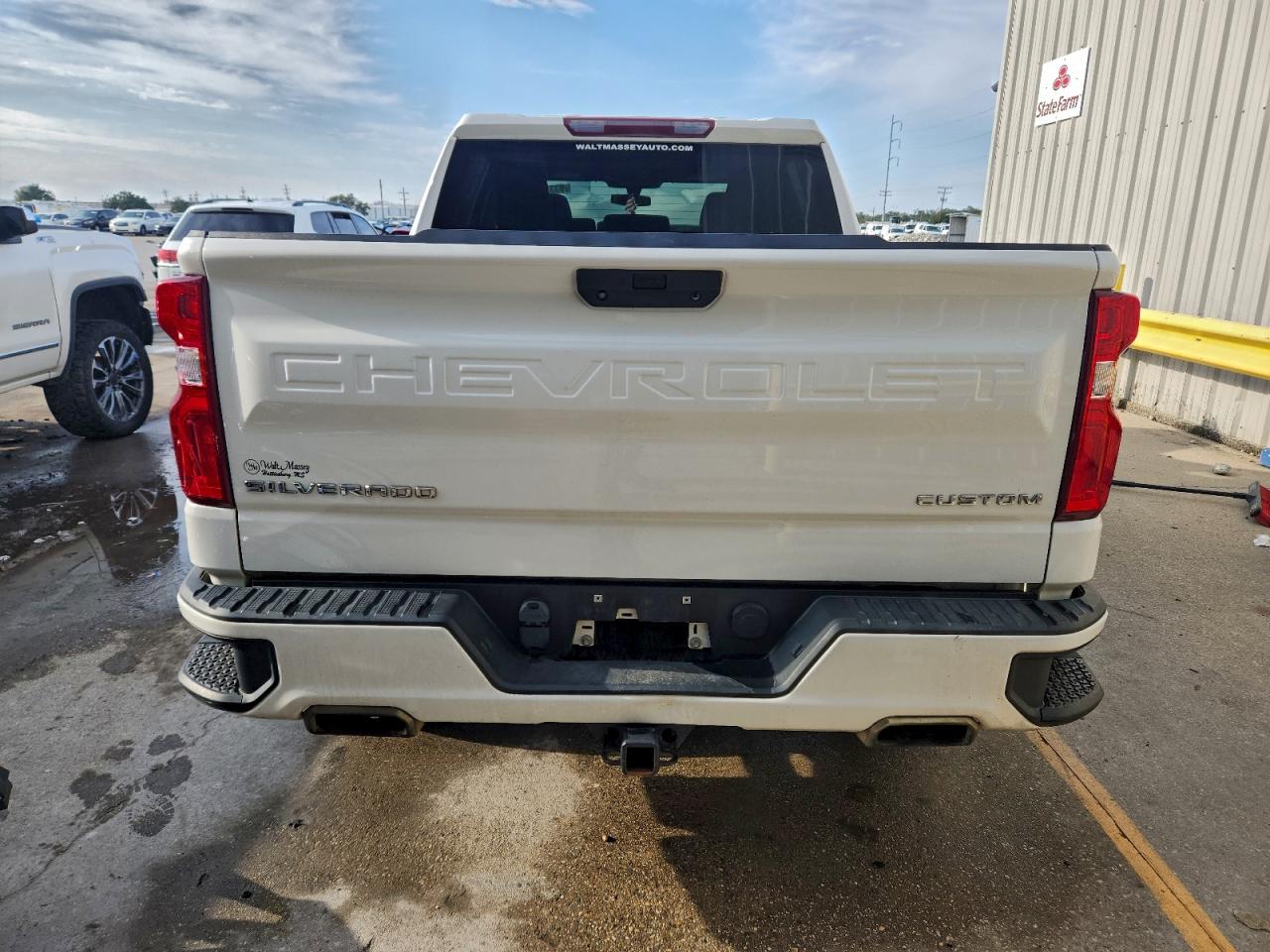 CHEVROLET SILVERADO C1500 CUSTOM