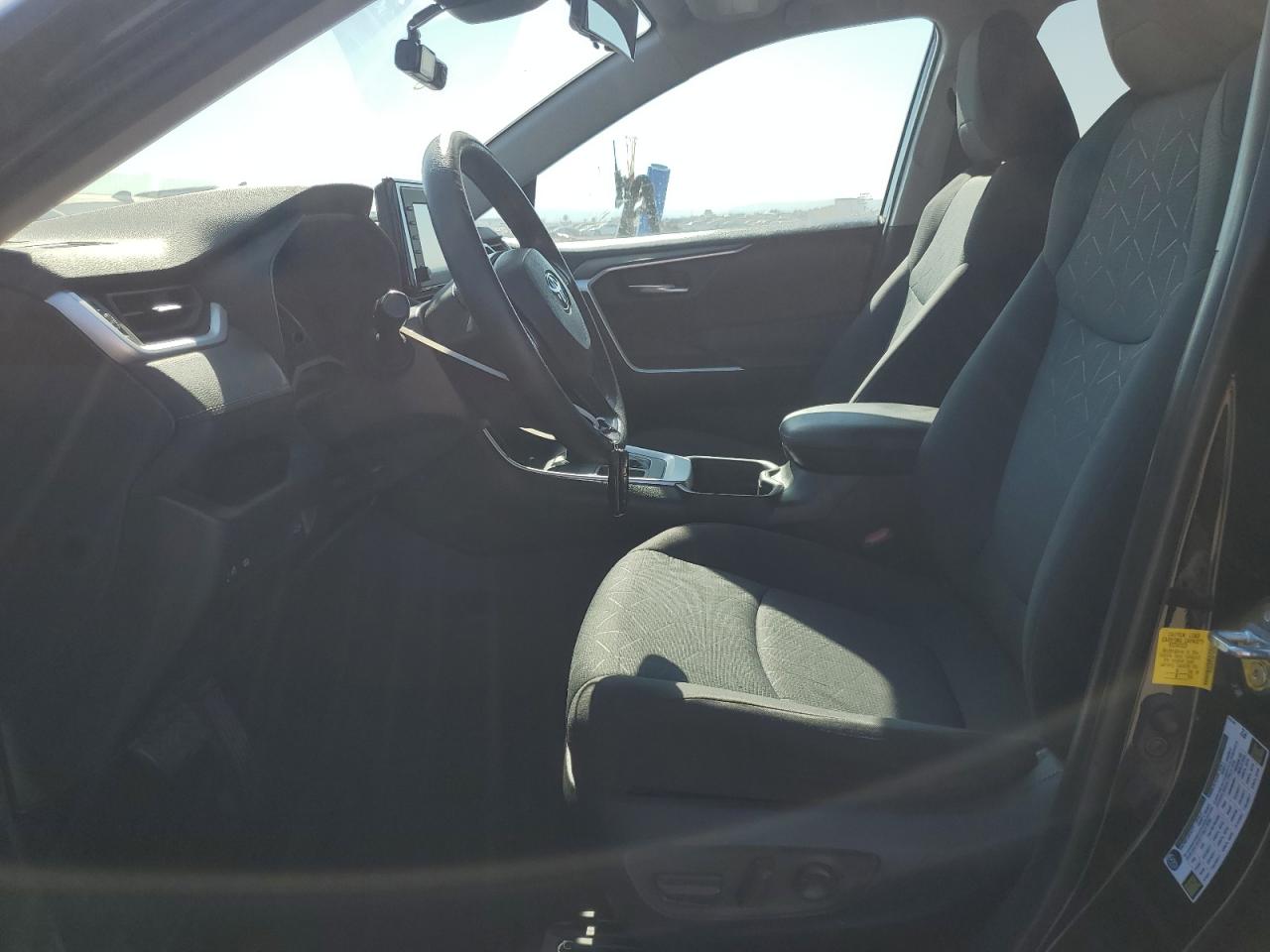 Lot #3318065380 2021 TOYOTA RAV4 XLE