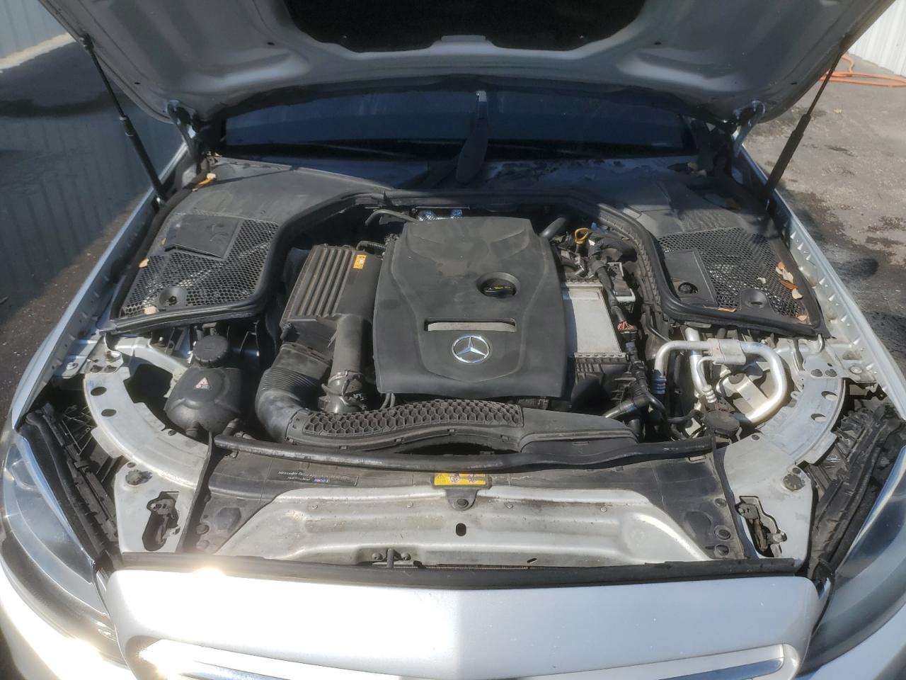 MERCEDES-BENZ C-CLASS 300