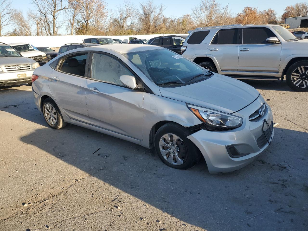 HYUNDAI ACCENT SE