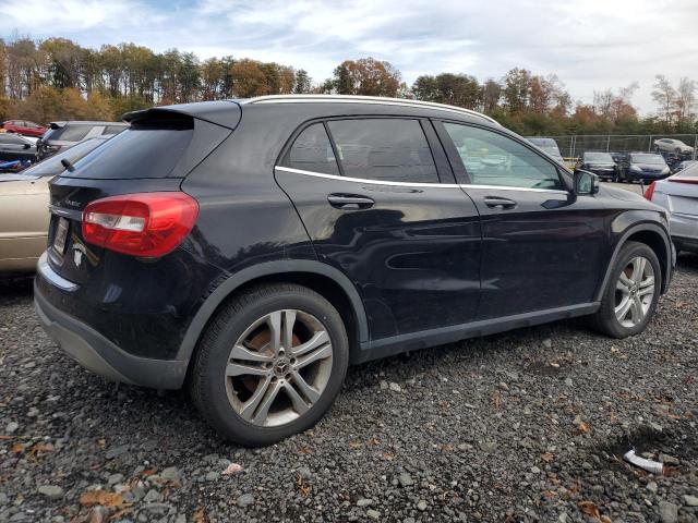 2018 MERCEDES-BENZ GLA 250 4M WDCTG4GB0JJ529994